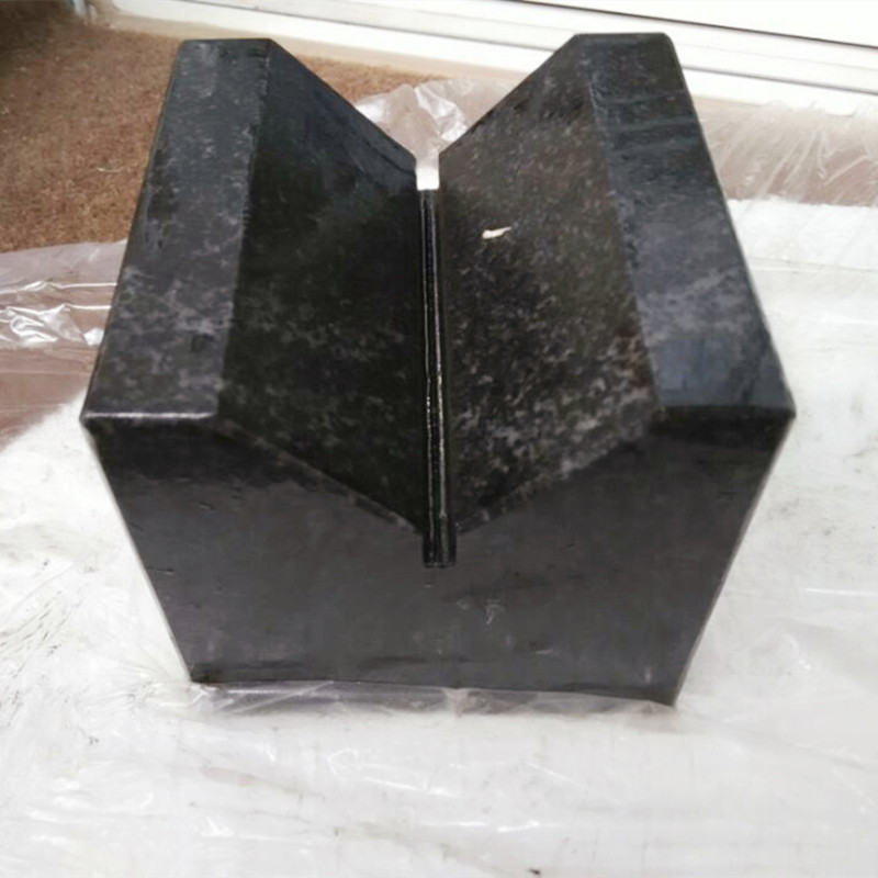 อ่านเพิ่มเติมเกี่ยวกับ Block of Granite